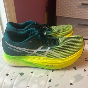 Asics Metaspeed Sky+ Sneakers in Green and Yellow